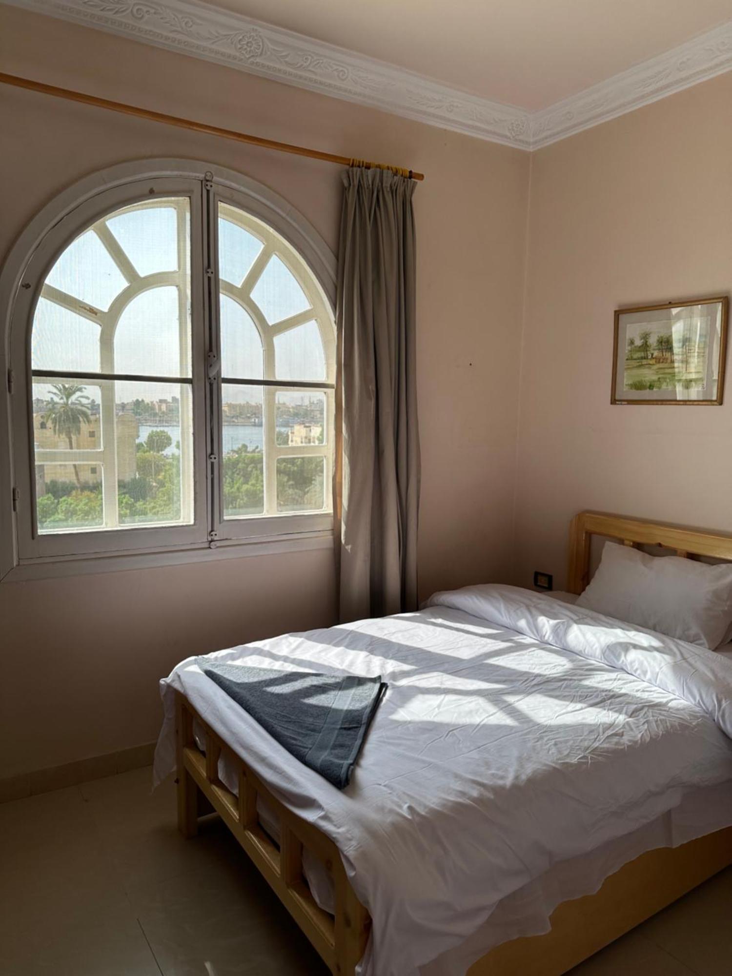 Hotel Harmony House Luxor Esterno foto