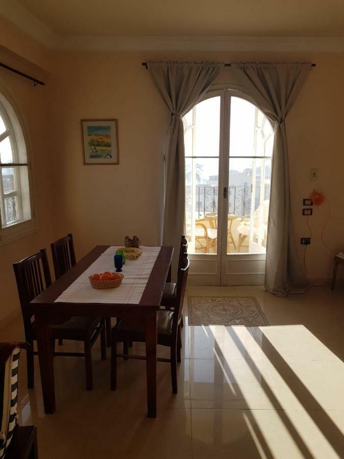 Hotel Harmony House Luxor Esterno foto