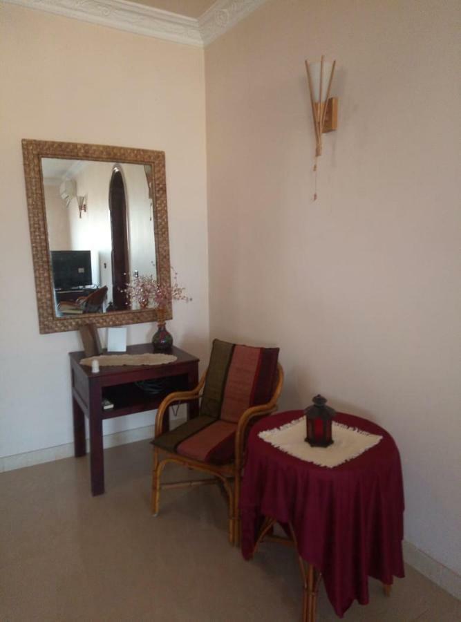 Hotel Harmony House Luxor Esterno foto